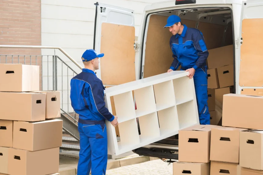 How Do Movers Plan for Unexpected Delays During Residential Moves
